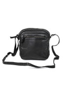 Bear Design Tasche Umh&auml;ngetasche Crossbody &quot; Robin&quot; CL35952 gewaschenes Leder in Used Look Schwarz